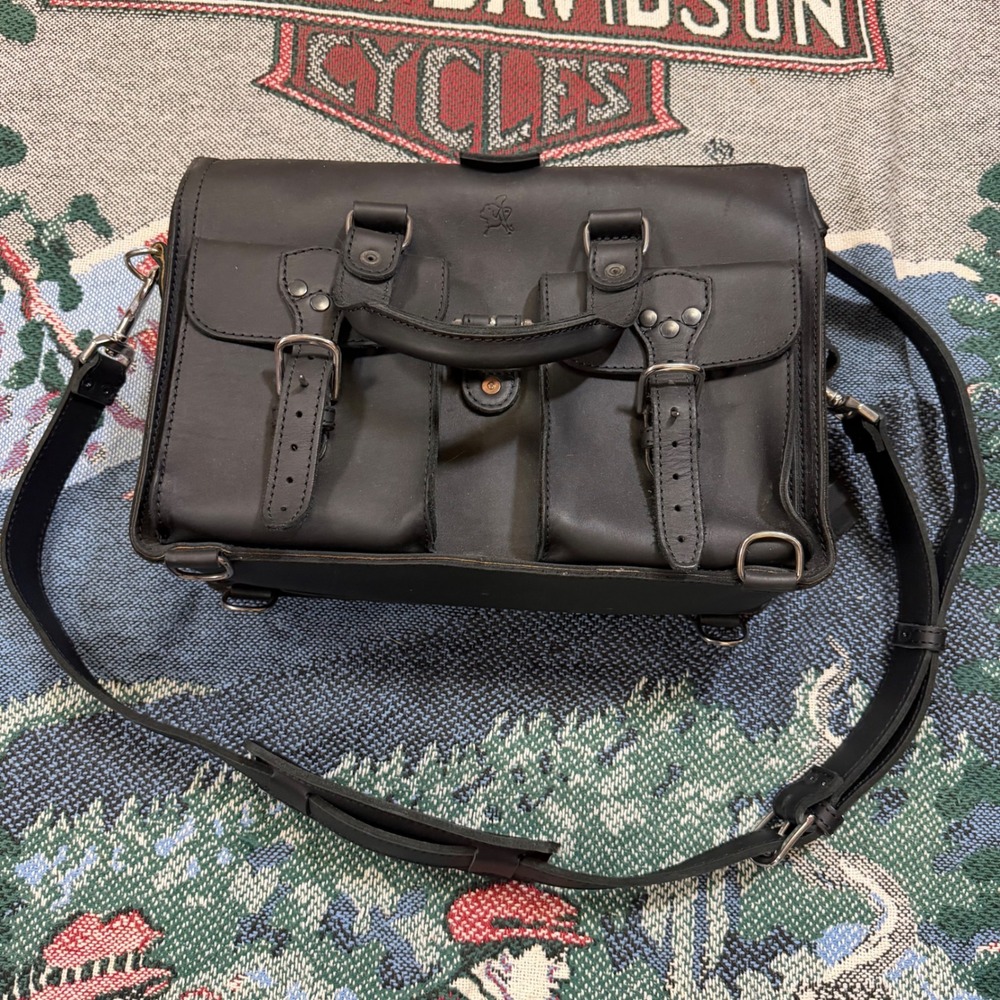 Saddleback Leather Co Front Pocket Briefcase Carbon Black Leather Satchel Bag